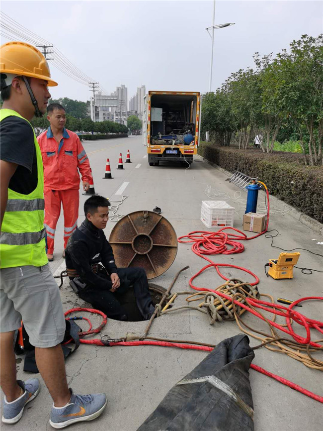 雨城翻衬法管道修复技术主要工序